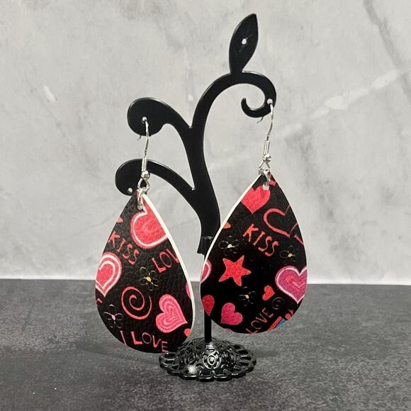 Boutique New faux leather teardrop shaped graffiti drop earrings - Picture 4 of 7